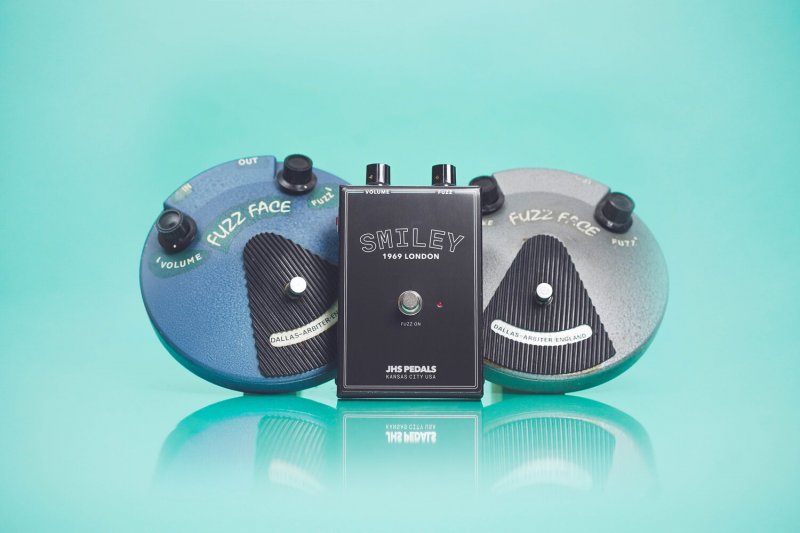 Image 3 of JHS Legends of Fuzz Smiley - Arbiter Fuzz Face Clone Pedal