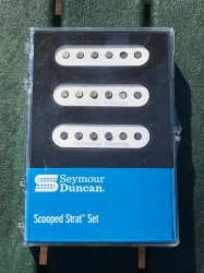 Seymour Duncan Scooped Strat Pickup Set - White Fender Stratocaster