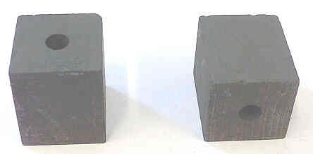 CONTACT, METAL GRAPHITE, 1" X 1"X 1 3/16", 1/4" MOUNTING HOLE, TURNBULL #11133M