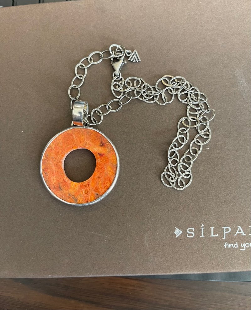 N1564 Retired Silpada Coral pendant / silver necklace (j)