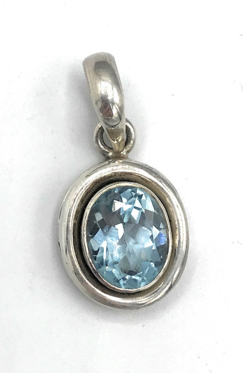 S1212 Rare! Retired Blue Topaz Silpada Pendant