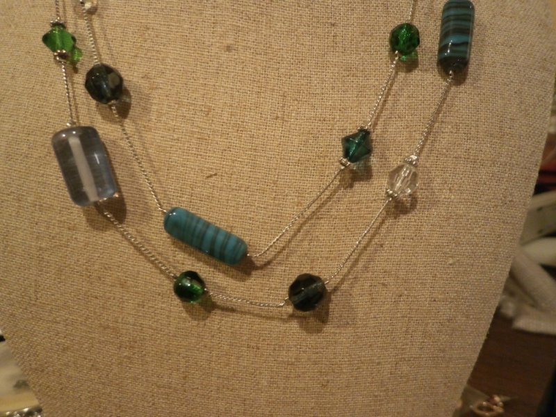 RIVERSIDE Retired lia sophia necklace