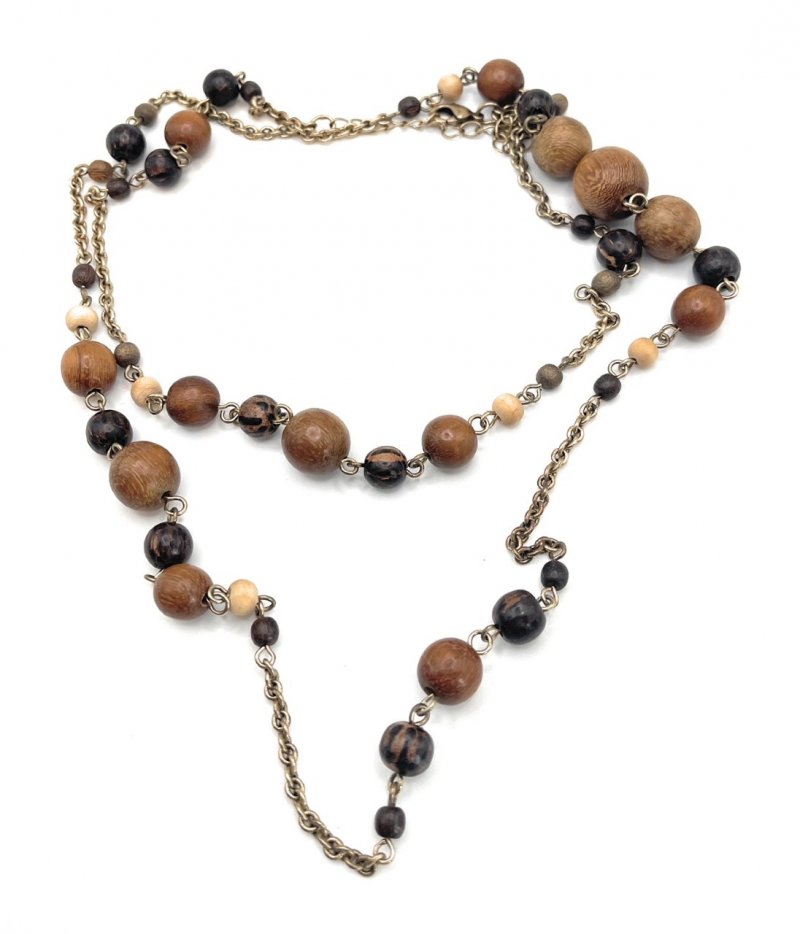 TIKI Retired lia sophia Long necklace