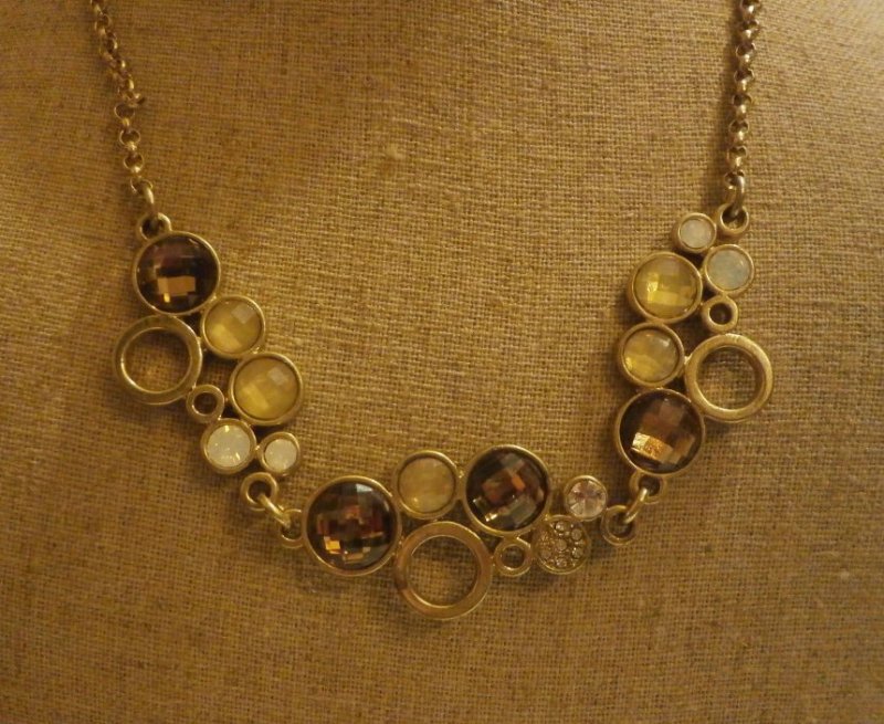 TIRAMISU Retired lia sophia necklace