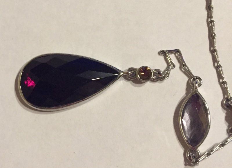 SIREN Retired lia sophia necklace