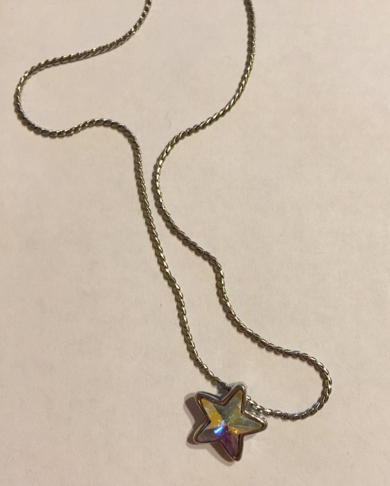 STAR STRUCK Retired lia sophia necklace