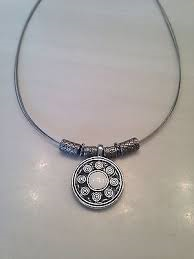 ROUNDABOUT lia sophia necklace