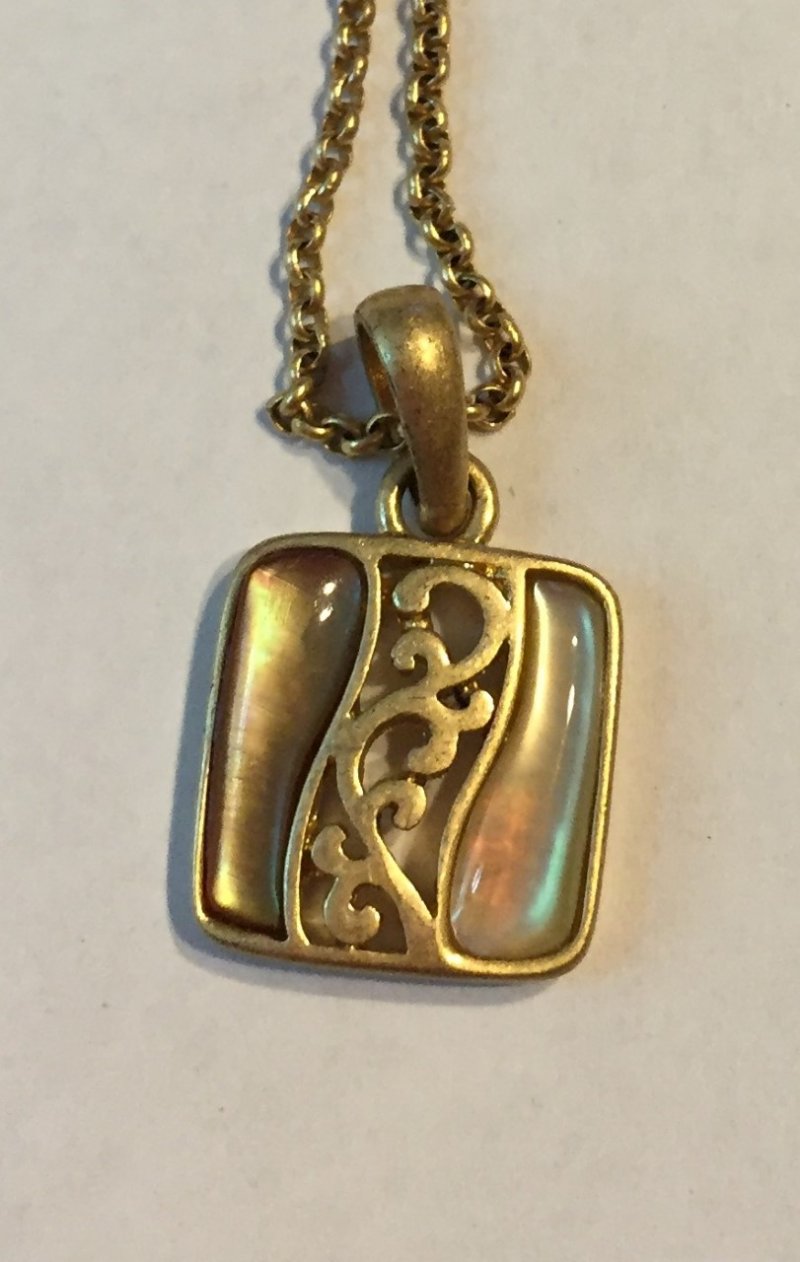 Tealight Retired lia sophia necklace