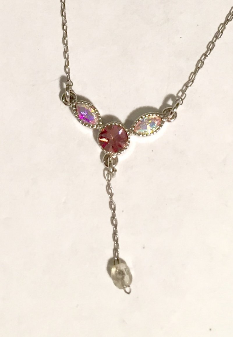 SWEETNESS Retired lia sophia necklace