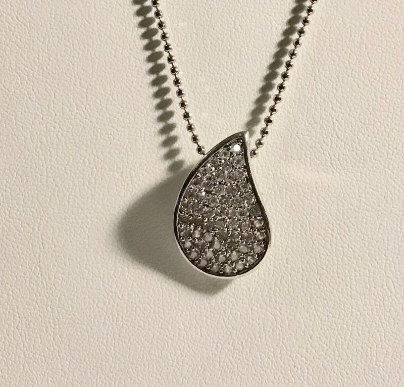 Smitten lia sophia necklace