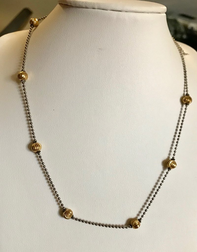 TWO-FOLD Retired lia sophia necklace