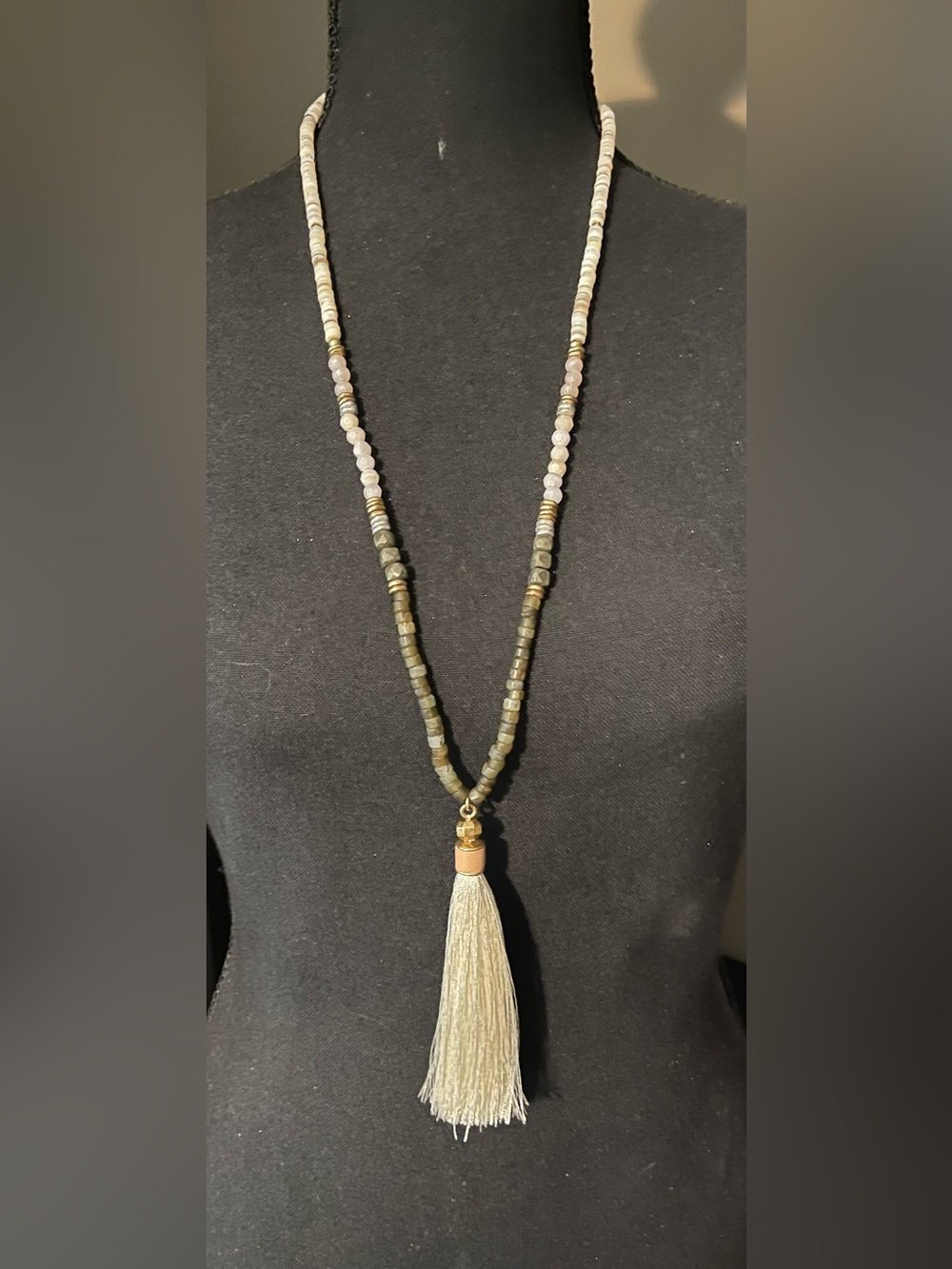 Antonia Tassel Stella & Do Necklace 