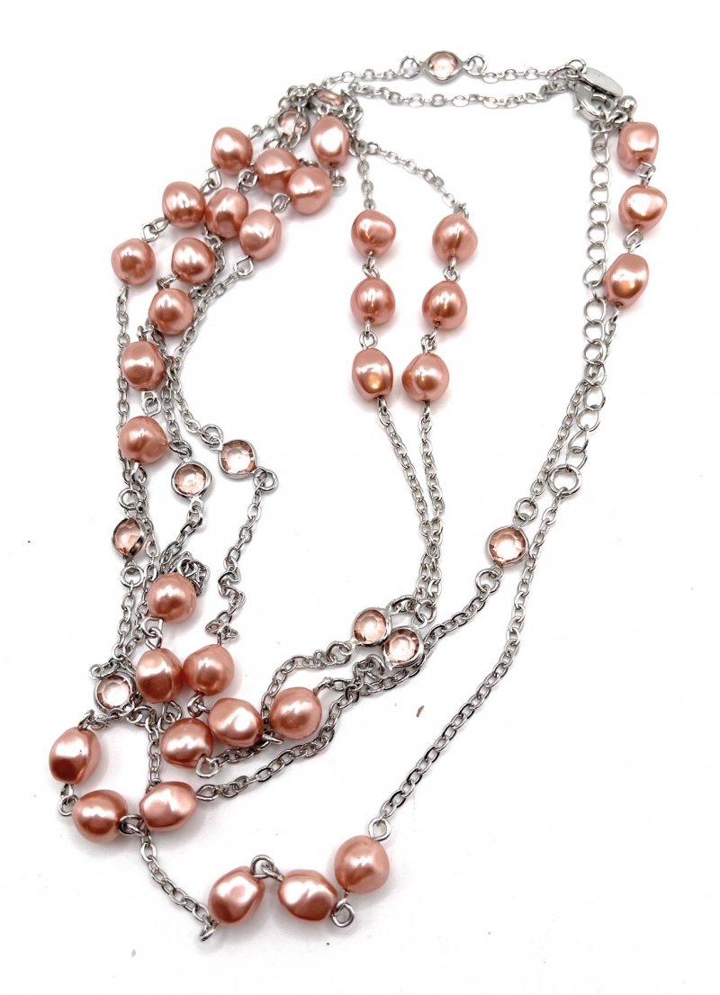 Sparkling Rose Lia Sophia necklace
