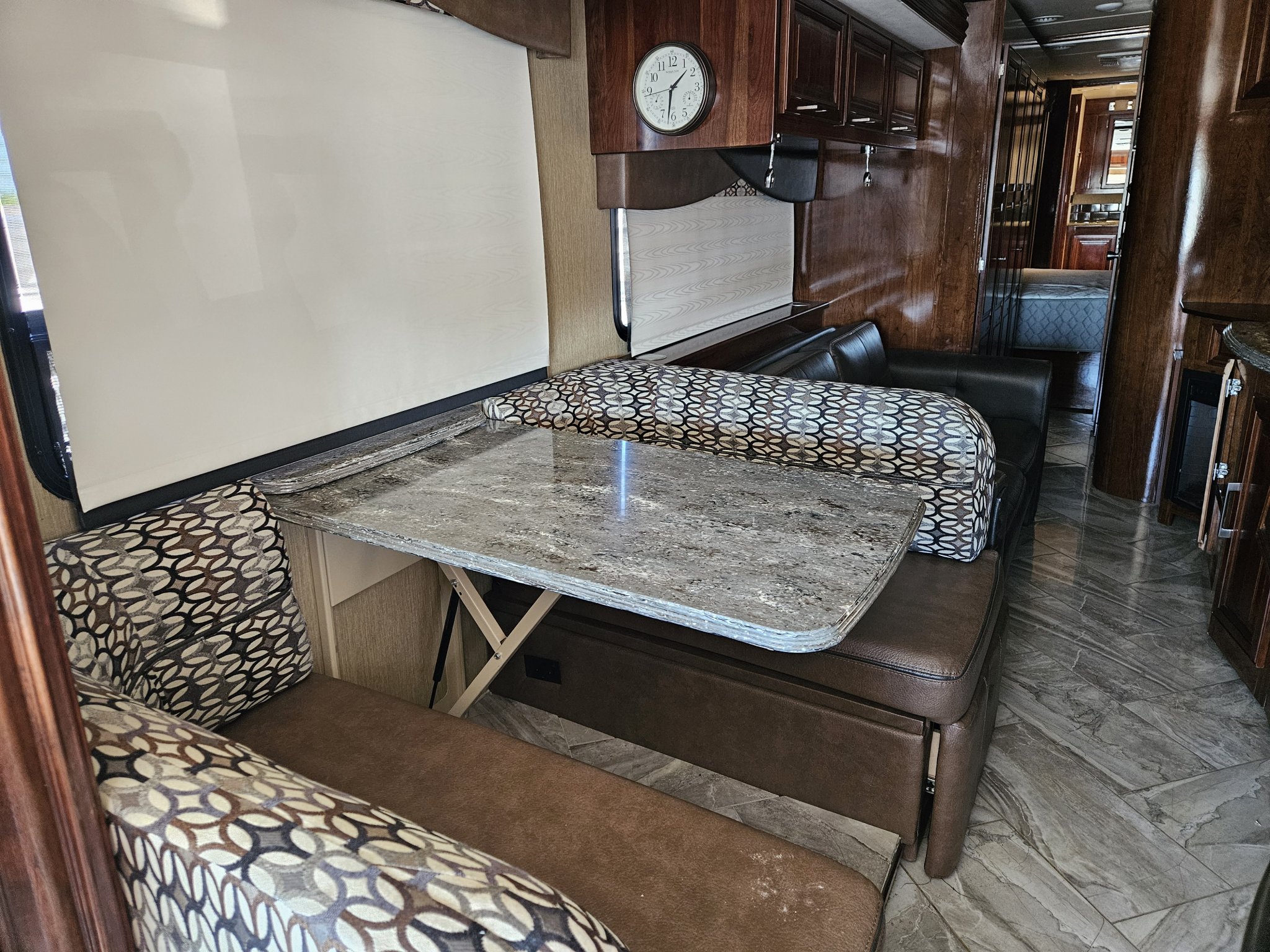 Image 7 of 2017 41' Sportscoach 407Fw Diesel pusher class A      PROJECT
