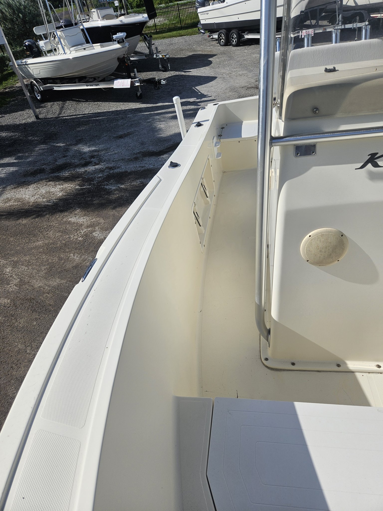 Image 9 of 2014 Key Largo 2100 Center Console 