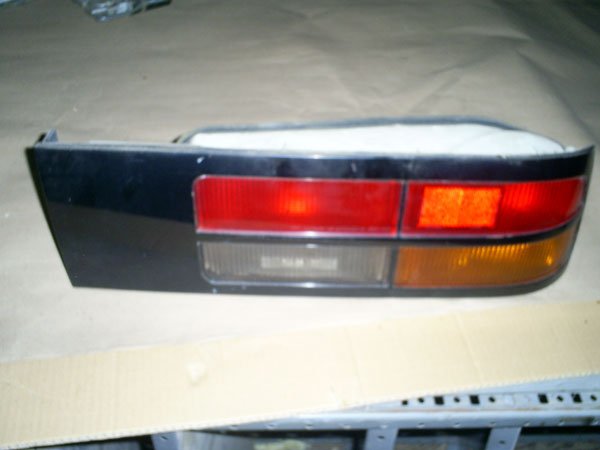 Taillight (RH) 000165