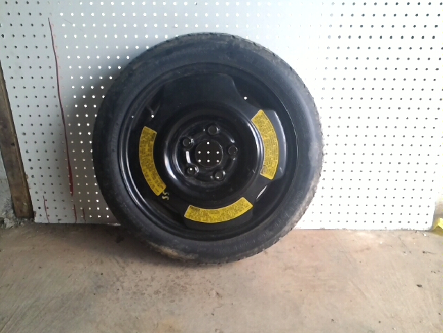 15in spare , spare tire , five lug