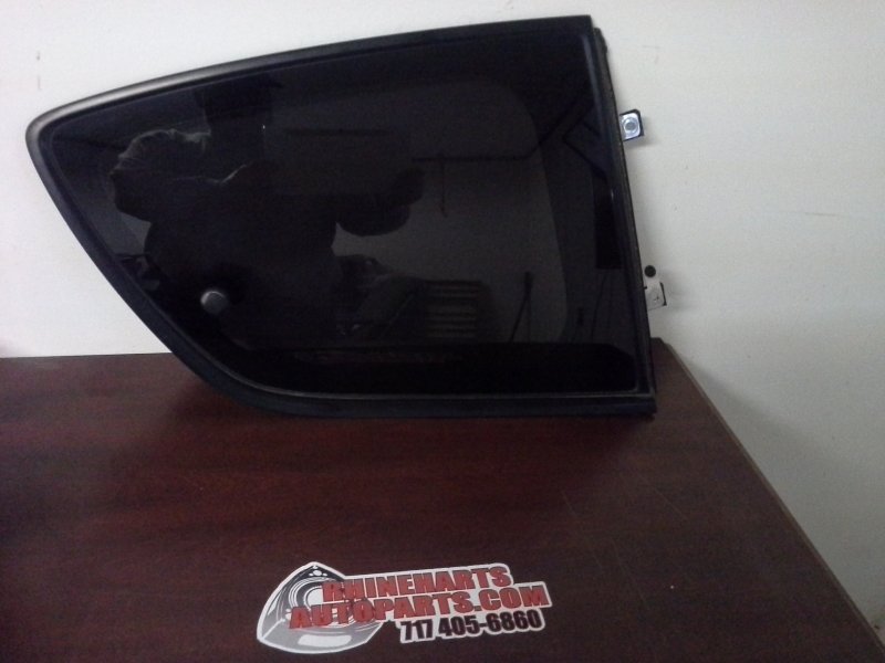 Rx8-Rear door glass passenger side 000968